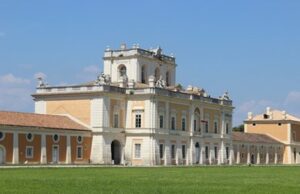 Il Real Sito di Carditello un gioiello dei Borbone regalato dallo Stato Italiano sabaudo alla Camorra dopo il 1860