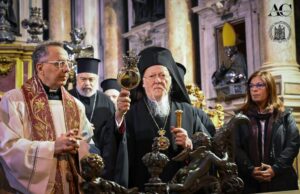 Bartolomeo I Il Patriarca di Costantinopoli in visita a Napoli. Il sangue di San Gennaro si scioglie in sua presenza
