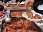 Grande successo al centro storico dalla Sagra del Ragù al premio ‘vivi Napoli’