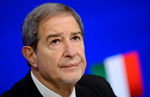 La Contraddizione dello Stato: Investimenti a Bagnoli e Rischi nei Campi Flegrei