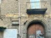 Centro Storico, nuovo sfregio al palazzo dove visse San Giuseppe Moscati: “Identificare subito i responsabili”