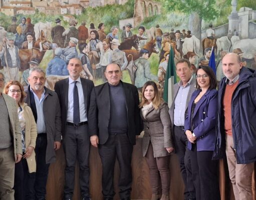 Emergenza Vesuvio, Postiglione e l’Alto Sele aprono all’accoglienza delle famiglie napoletano