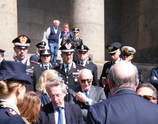 Al Mausoleo Schilizzi di Posillipo la cerimonia del 25 aprile che ha onorato i difensori della Patria. Intervista al sindaco Manfredi