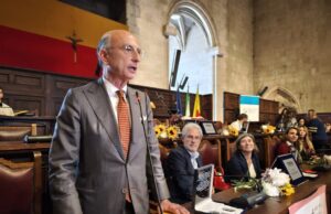 Amedeo Manzo premiato al Maschio Angioino: l’impegno della BCC di Napoli per una società più giusta