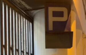 Lo scandalo del parcheggio mai aperto al Maradona: 5000 posti auto sotterranei abbandonati da Italia ‘90