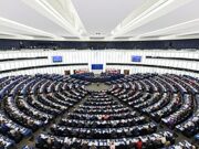 Europa divisa, ma l’Europarlamento rompe il silenzio su Gaza: via libera alla risoluzione che chiede il riconoscimento della Palestina