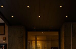 LUNIQ – Temporary Bar & Dinner: Un’Esperienza Unica per il Natale a Napoli