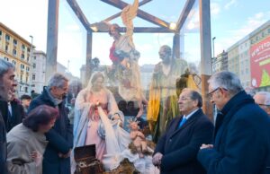 La Natività a grandezza naturale in piazza Municipio fino all’8 gennaio