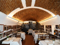 Il lavoro sotto accusa: manifesto dei piccoli ristoratori napoletani