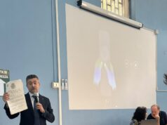 Caramiello incontra i ragazzi del Liceo Filippo Silvestri di Portici: “Conoscere la nostra storia per costruire un futuro migliore per il Sud”